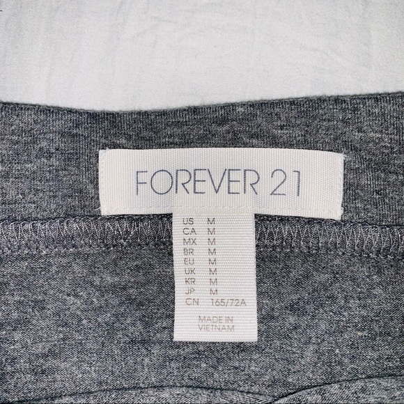 4/$25♦️FOREVER 21 Light Gray Tight Mini Skirt - Picture 2 of 3
